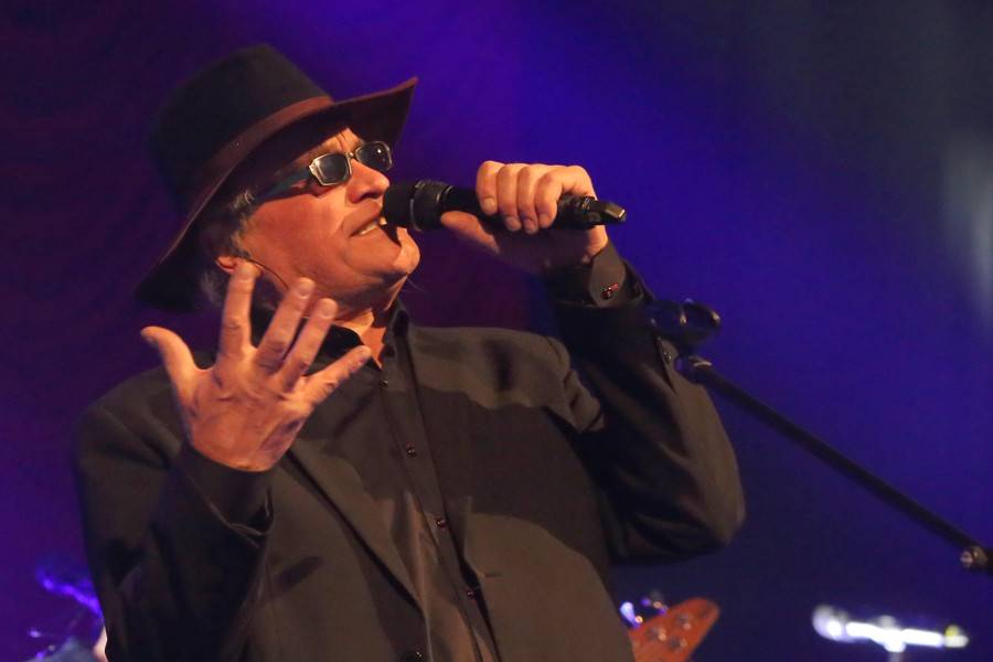 Richard Müller v Uherském Hradišti bodoval se šansony, záda mu kryli Michael Kocáb a Ondřej Soukup