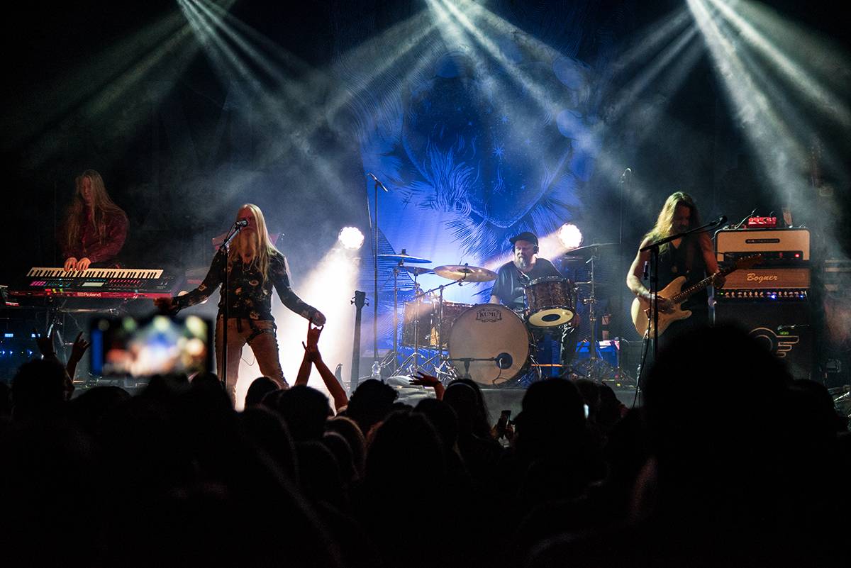 Finská vichřice zavála Marca Hietala z Nightwish do Roxy. Fanouškům představil sólovku