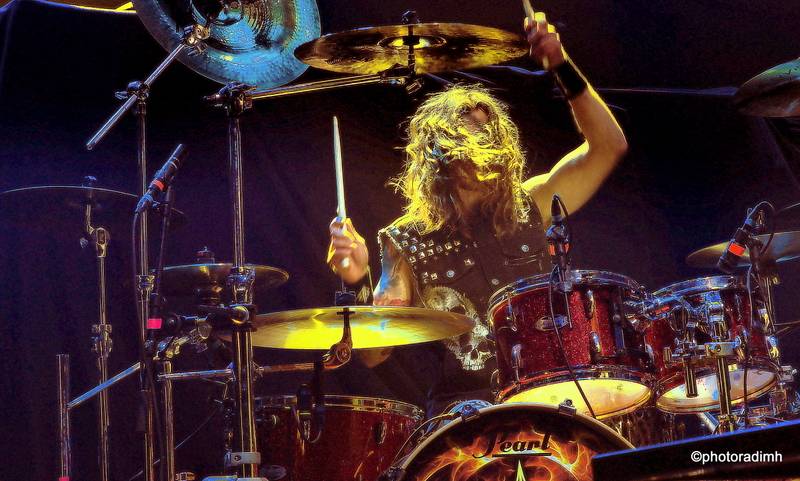 HammerFall vyprodali Forum Karlín, podpořit je přišla i Dominika Gottová