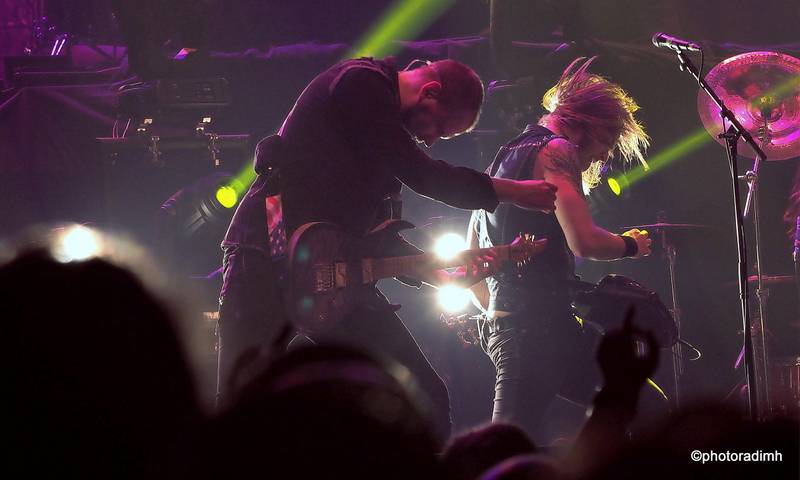 HammerFall vyprodali Forum Karlín, podpořit je přišla i Dominika Gottová