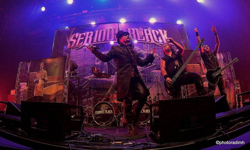 HammerFall vyprodali Forum Karlín, podpořit je přišla i Dominika Gottová