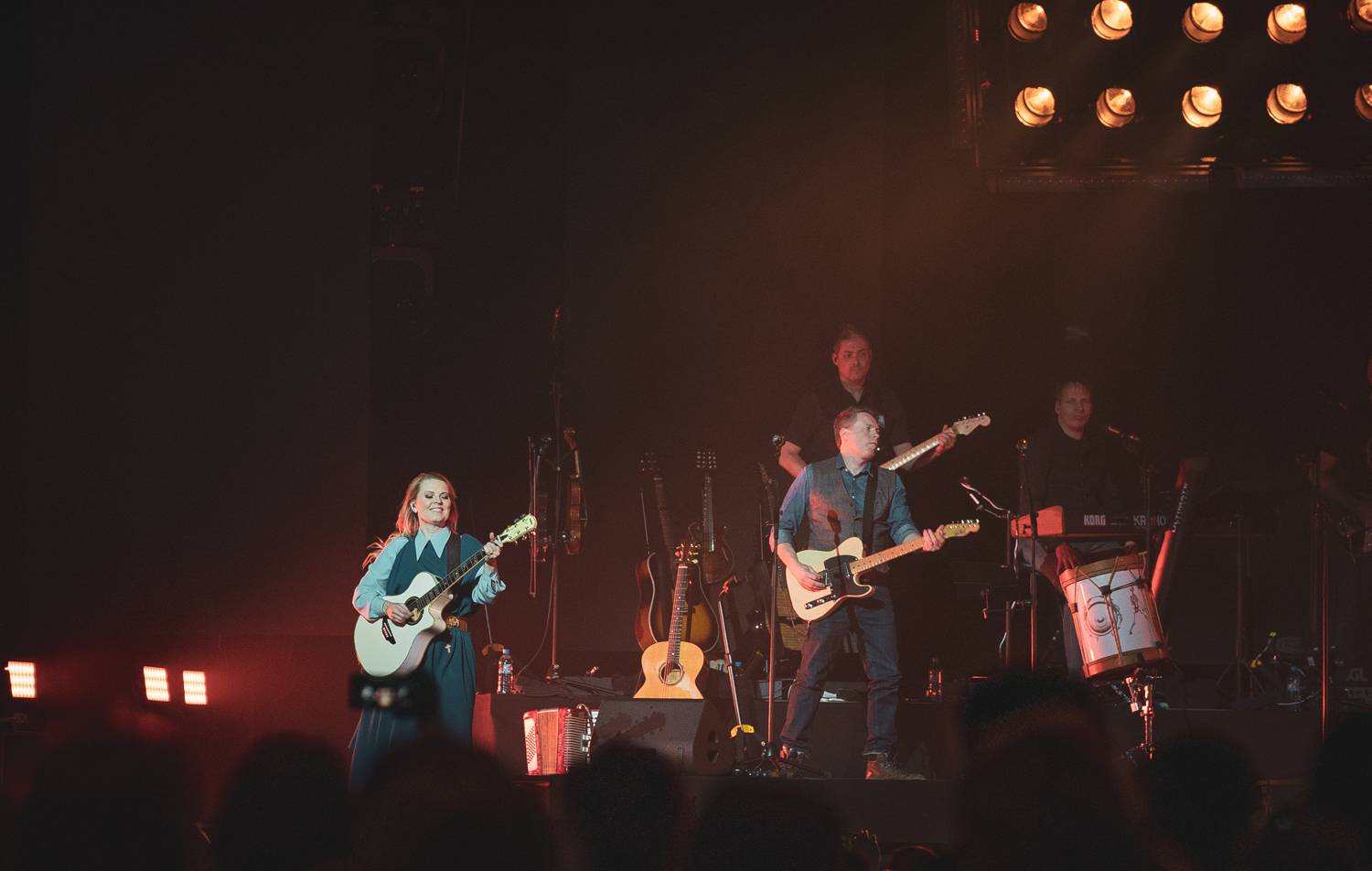 Kelly Family oslavili v O2 areně 25 let svého slavného alba Over The Hump