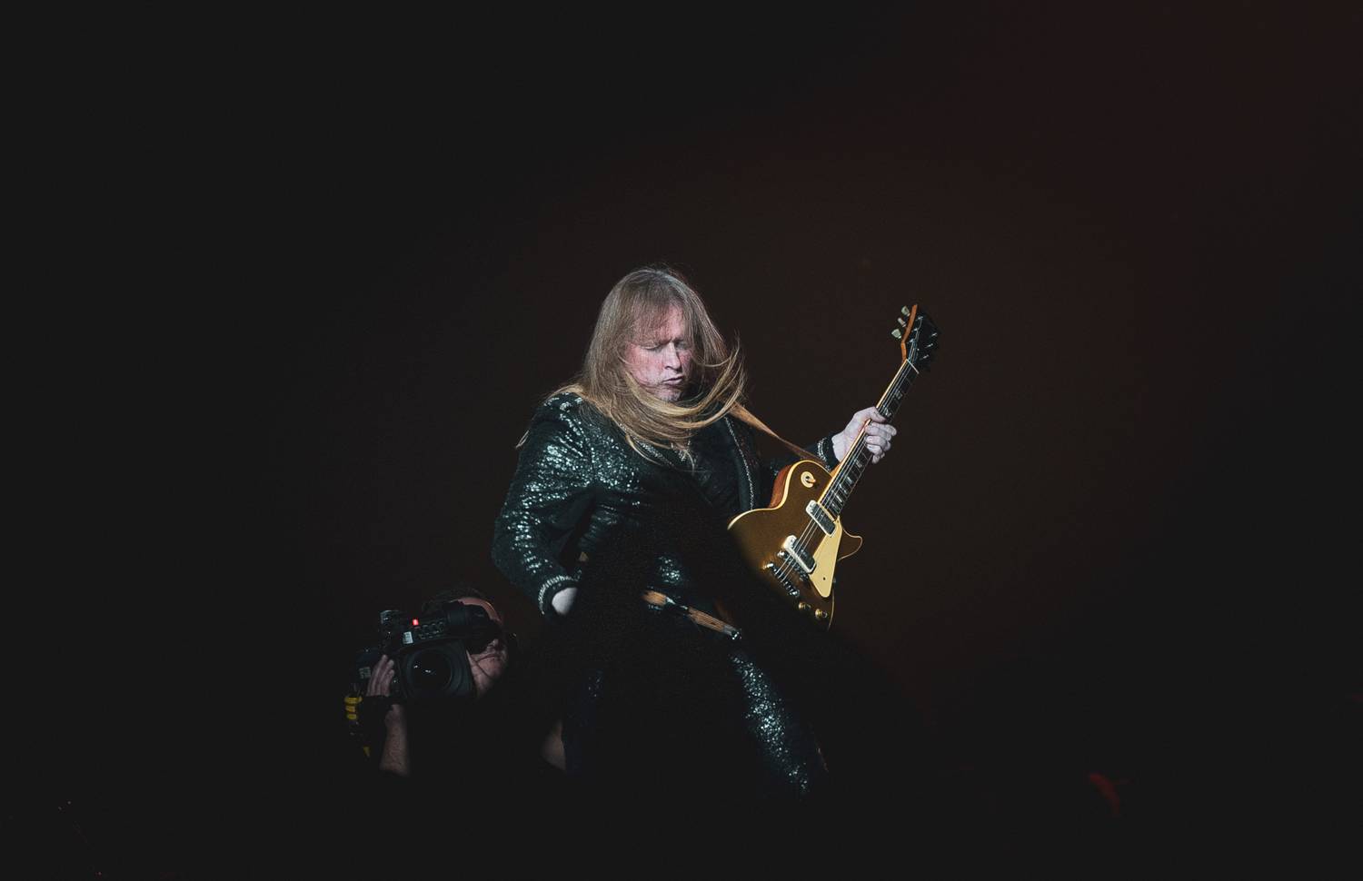 Kelly Family oslavili v O2 areně 25 let svého slavného alba Over The Hump