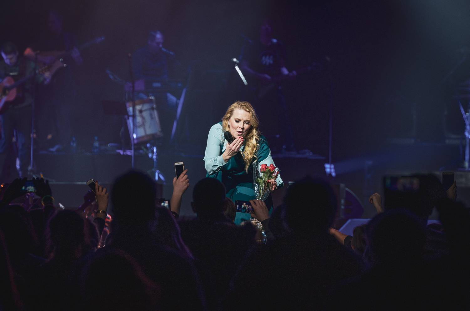 Kelly Family oslavili v O2 areně 25 let svého slavného alba Over The Hump