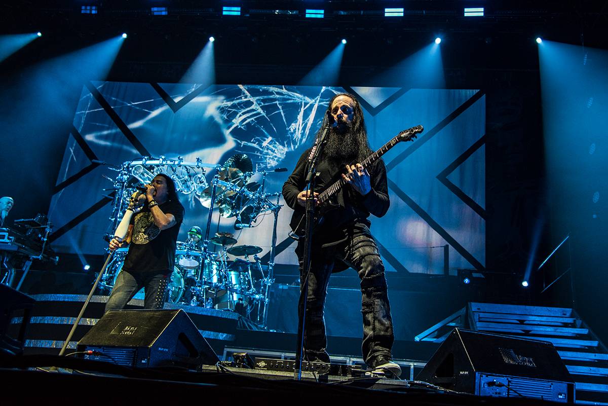 Progresivní divadlo snů: Dream Theater přijeli do Prahy i s novou deskou v zádech