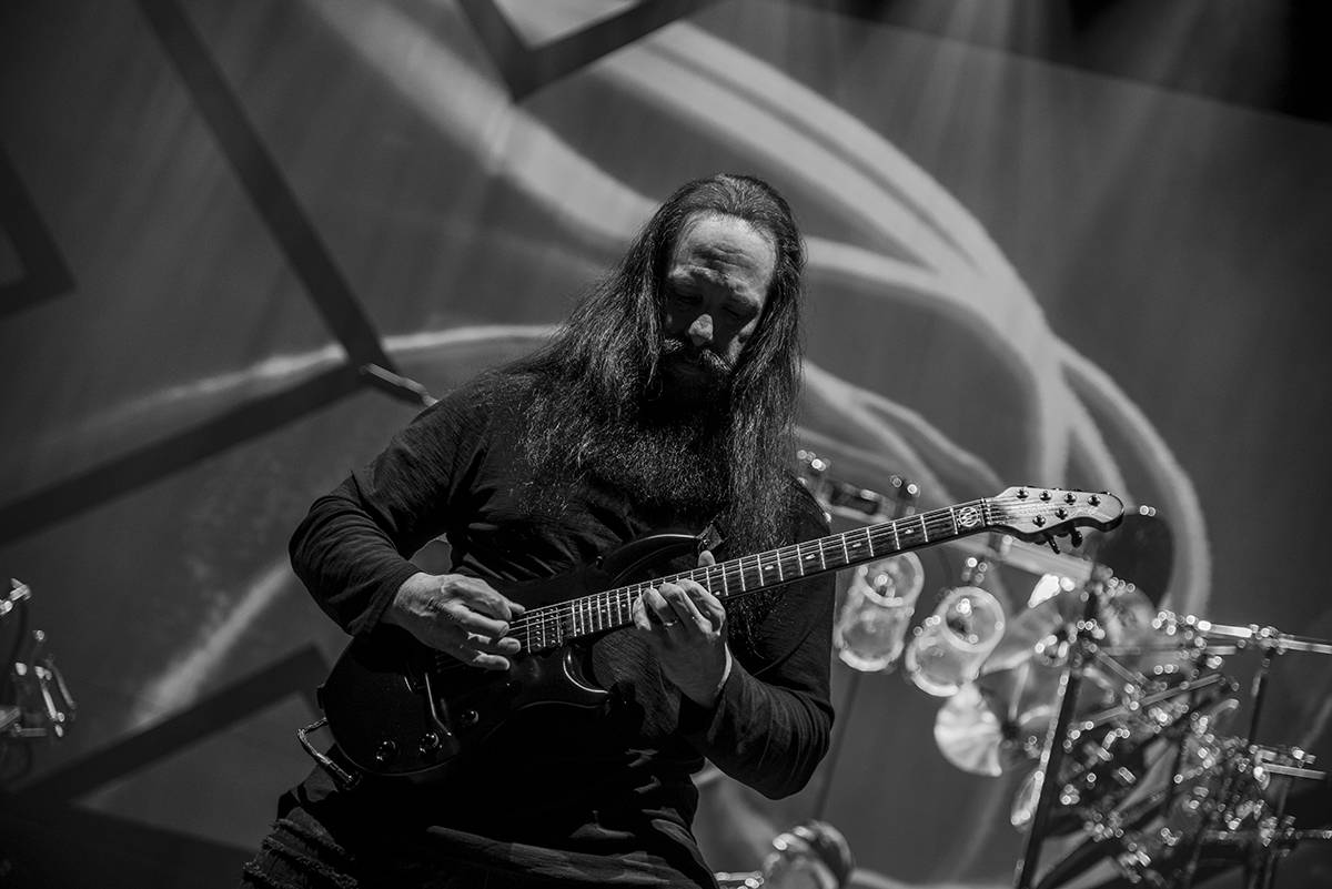 Progresivní divadlo snů: Dream Theater přijeli do Prahy i s novou deskou v zádech