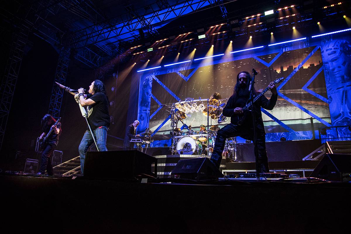 Progresivní divadlo snů: Dream Theater přijeli do Prahy i s novou deskou v zádech
