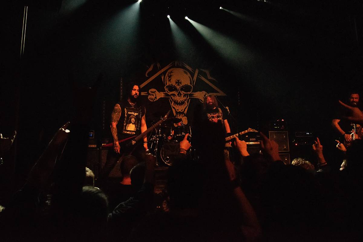 Totální masakr motorovou pilou: Debustrol slavili v Akropoli 33 let Antikrista