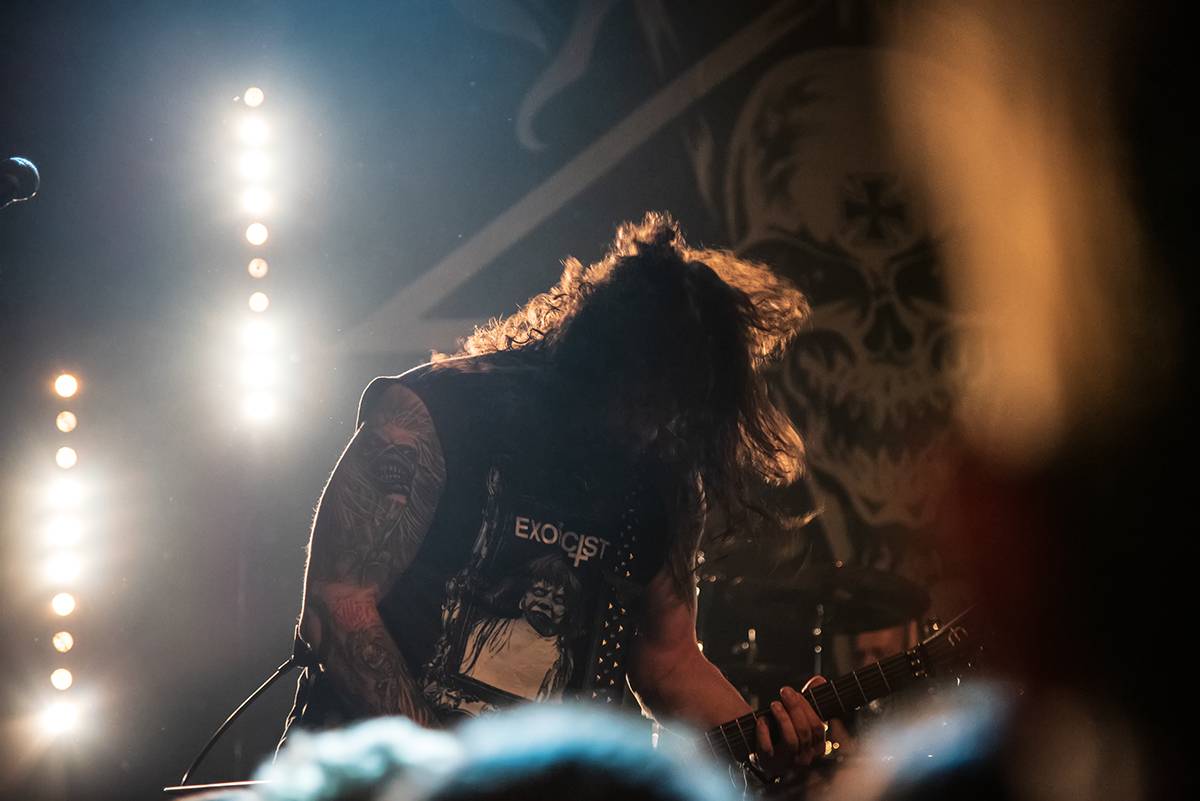 Totální masakr motorovou pilou: Debustrol slavili v Akropoli 33 let Antikrista