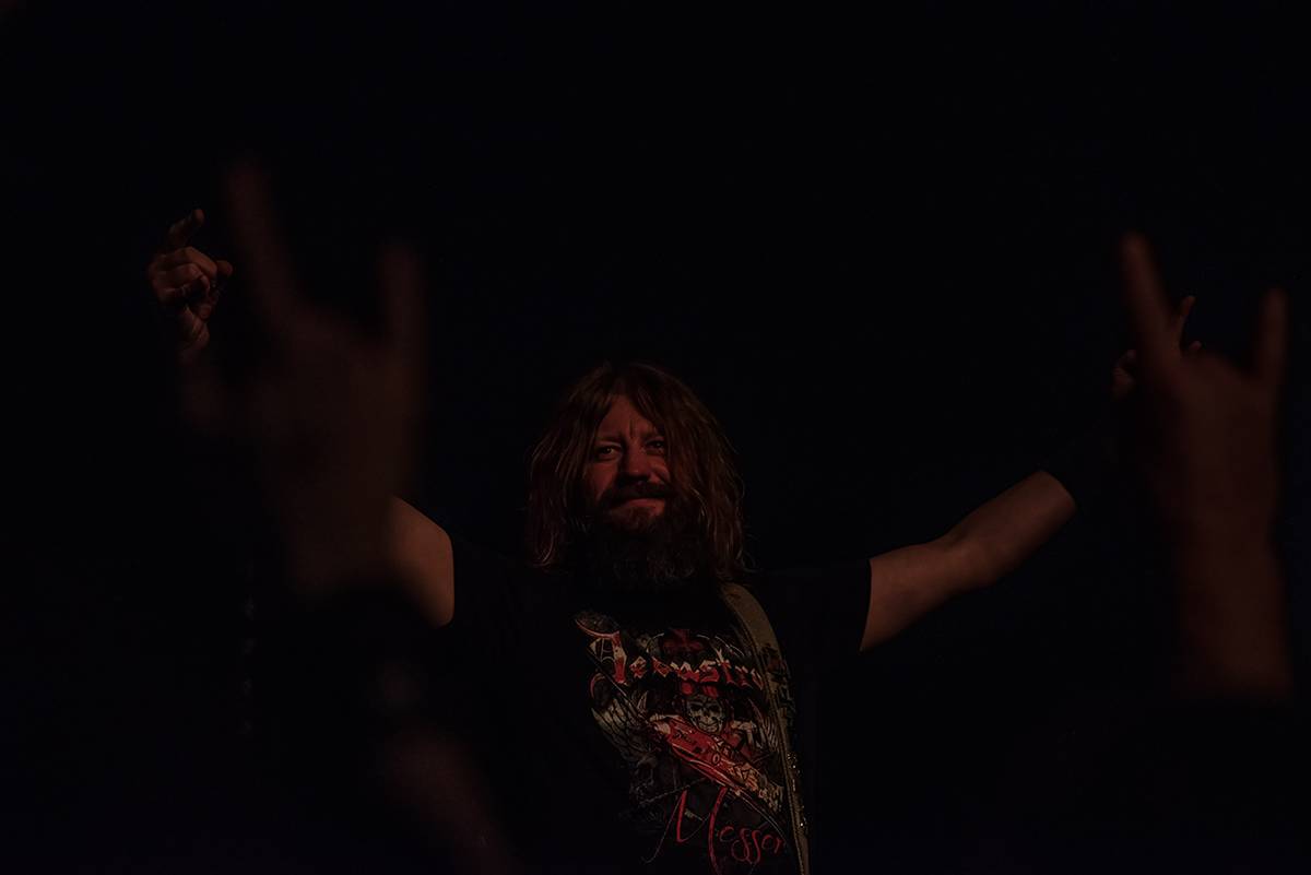 Totální masakr motorovou pilou: Debustrol slavili v Akropoli 33 let Antikrista