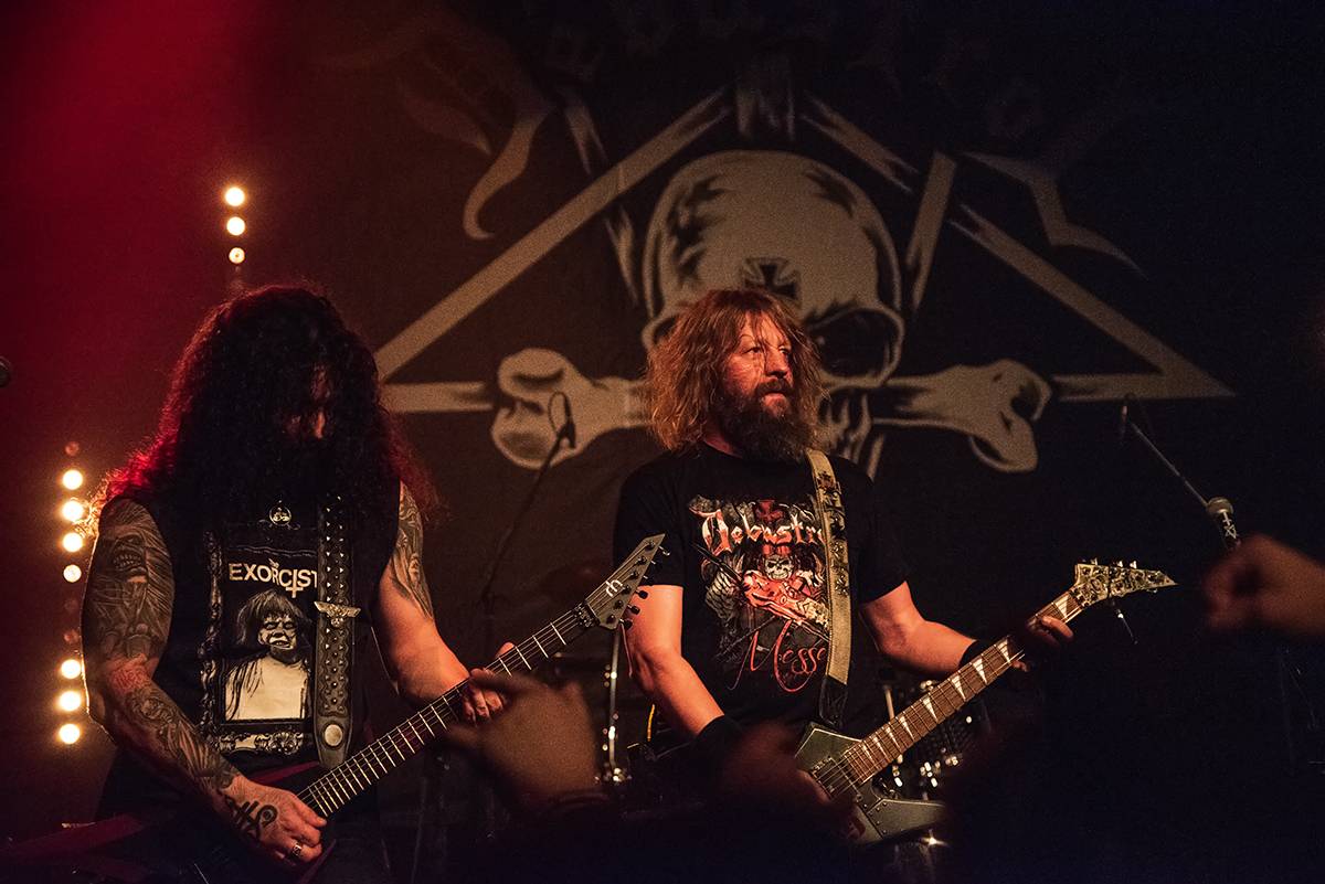 Totální masakr motorovou pilou: Debustrol slavili v Akropoli 33 let Antikrista