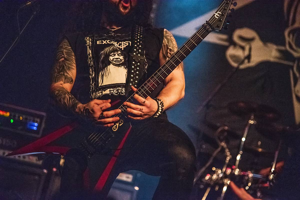 Totální masakr motorovou pilou: Debustrol slavili v Akropoli 33 let Antikrista