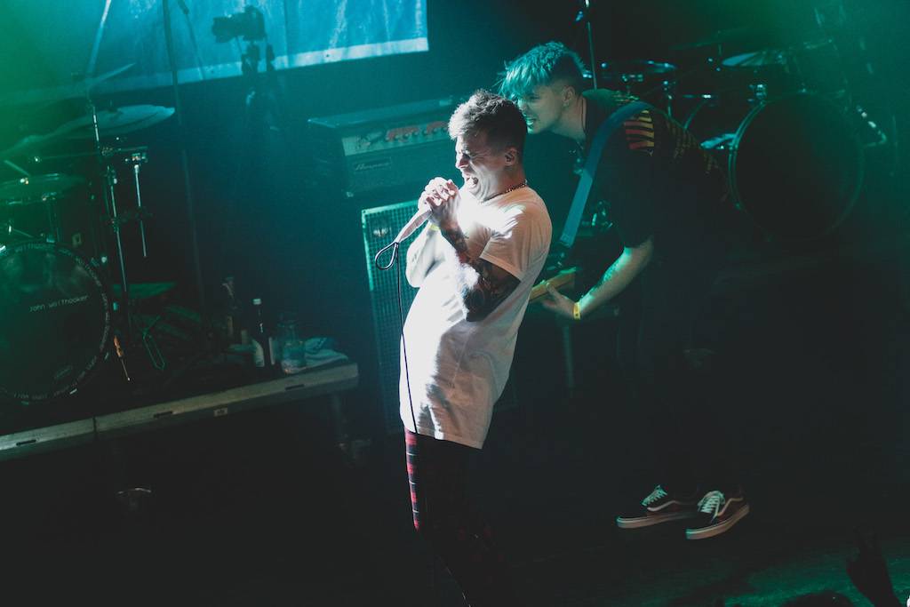 John Wolfhooker křtili v Akropoli novou desku 313, přizvali si Glad For Today s From Our Hands