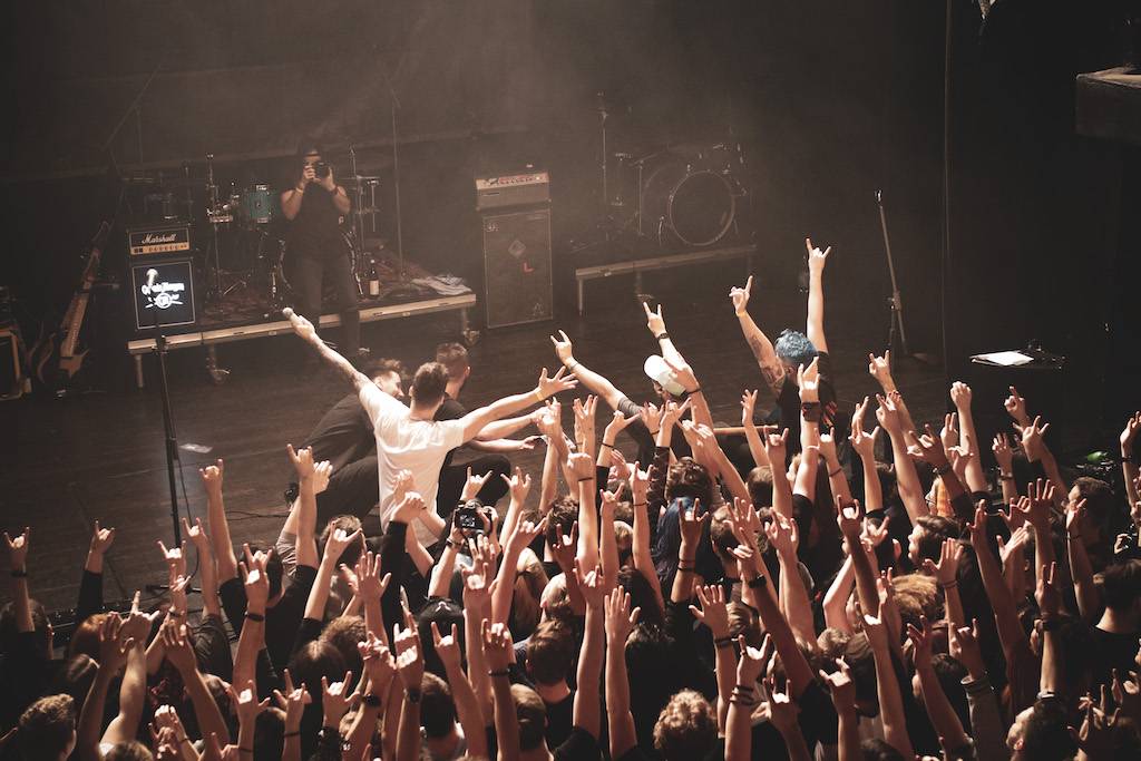 John Wolfhooker křtili v Akropoli novou desku 313, přizvali si Glad For Today s From Our Hands