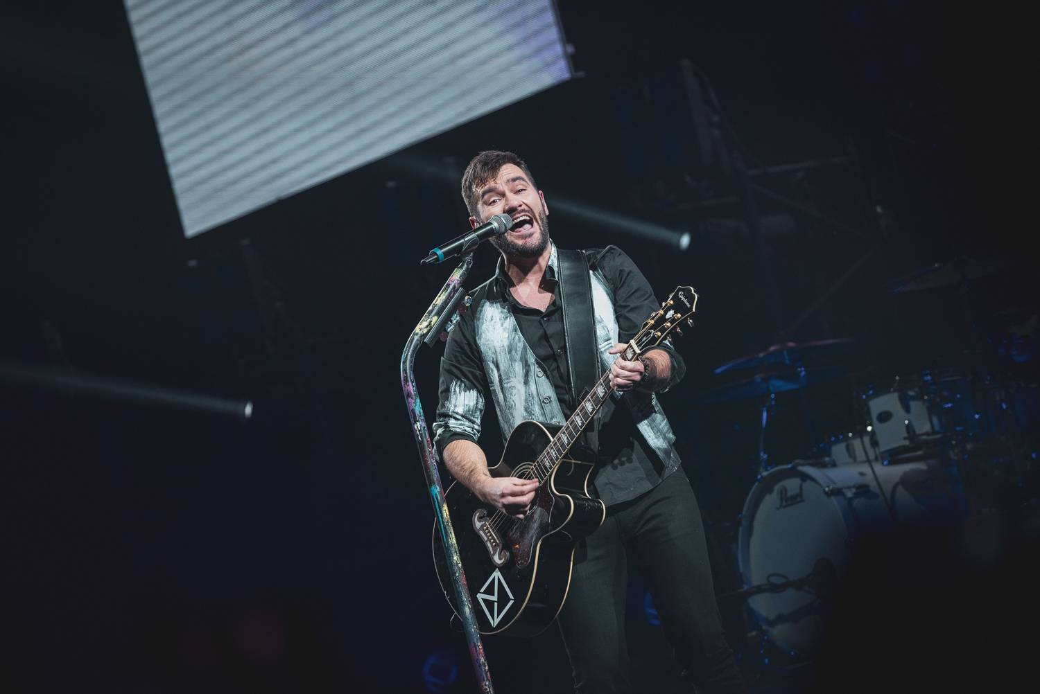 Marek Ztracený předvedl skvělou show ve vyprodané O2 areně. Přizval si Františka Nedvěda i Hanu Zagorovou