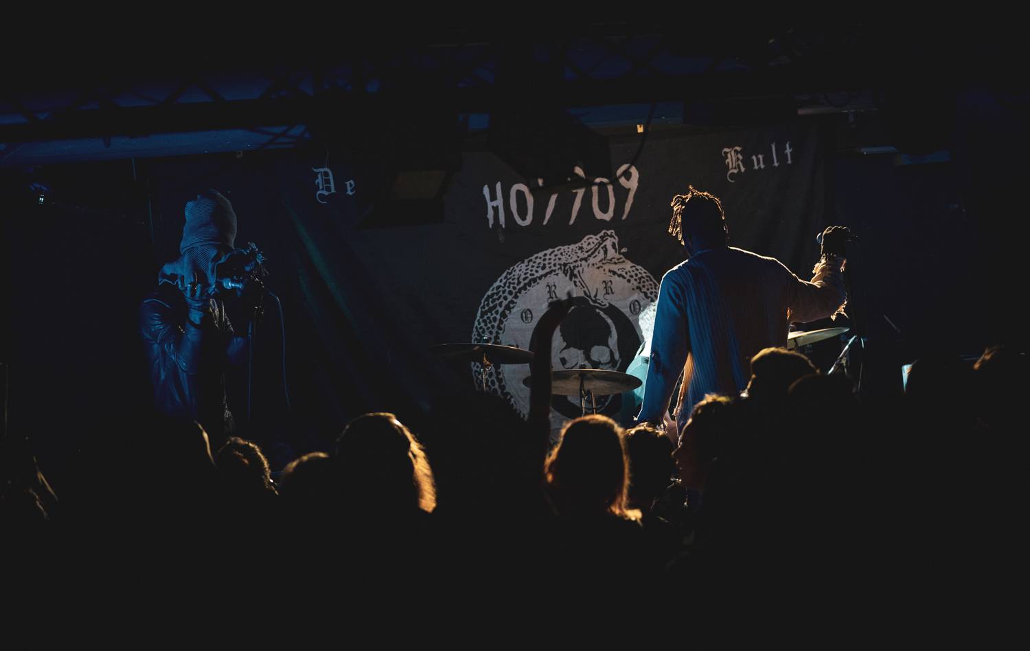 Nespoutaní Ho99o9 v Rock Café bojovali nejen s démony, ale i se zvukem