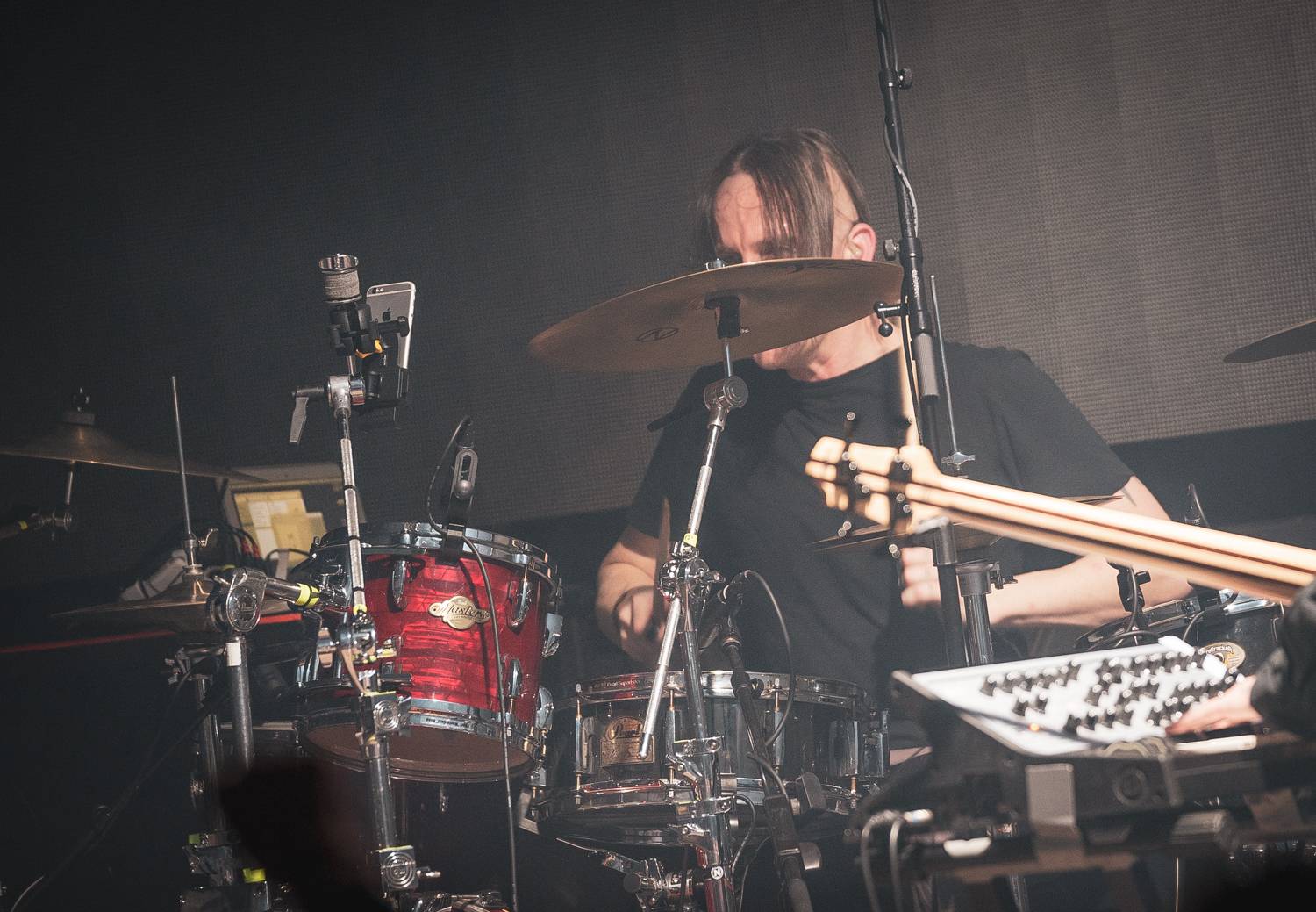 Kosheen zahájili české miniturné. Pražský klub roztančili