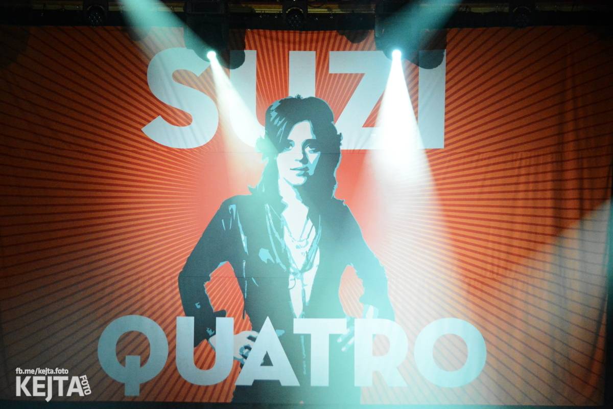 Suzi Quatro opět ovládla Lucernu. Fanouškům se předvedla ve skvělé formě
