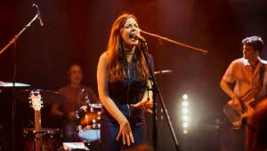 Písničkářka Jade Bird v Praze potvrdila, že je zásadním hlasem své generace