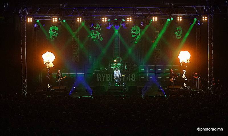 Rybičky 48 za sebou mají Rockový stužkovák v Brně a před sebou Rockovou maturitu v O2 areně