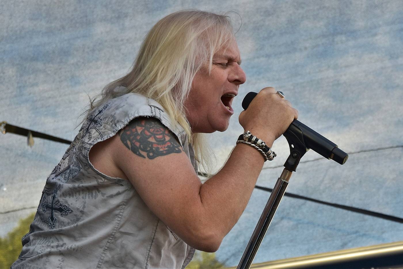 Když se ještě mohlo ven | Martin Hanáček vzpomíná na Lemmyho, ZZ Top a další hlučné legendy 