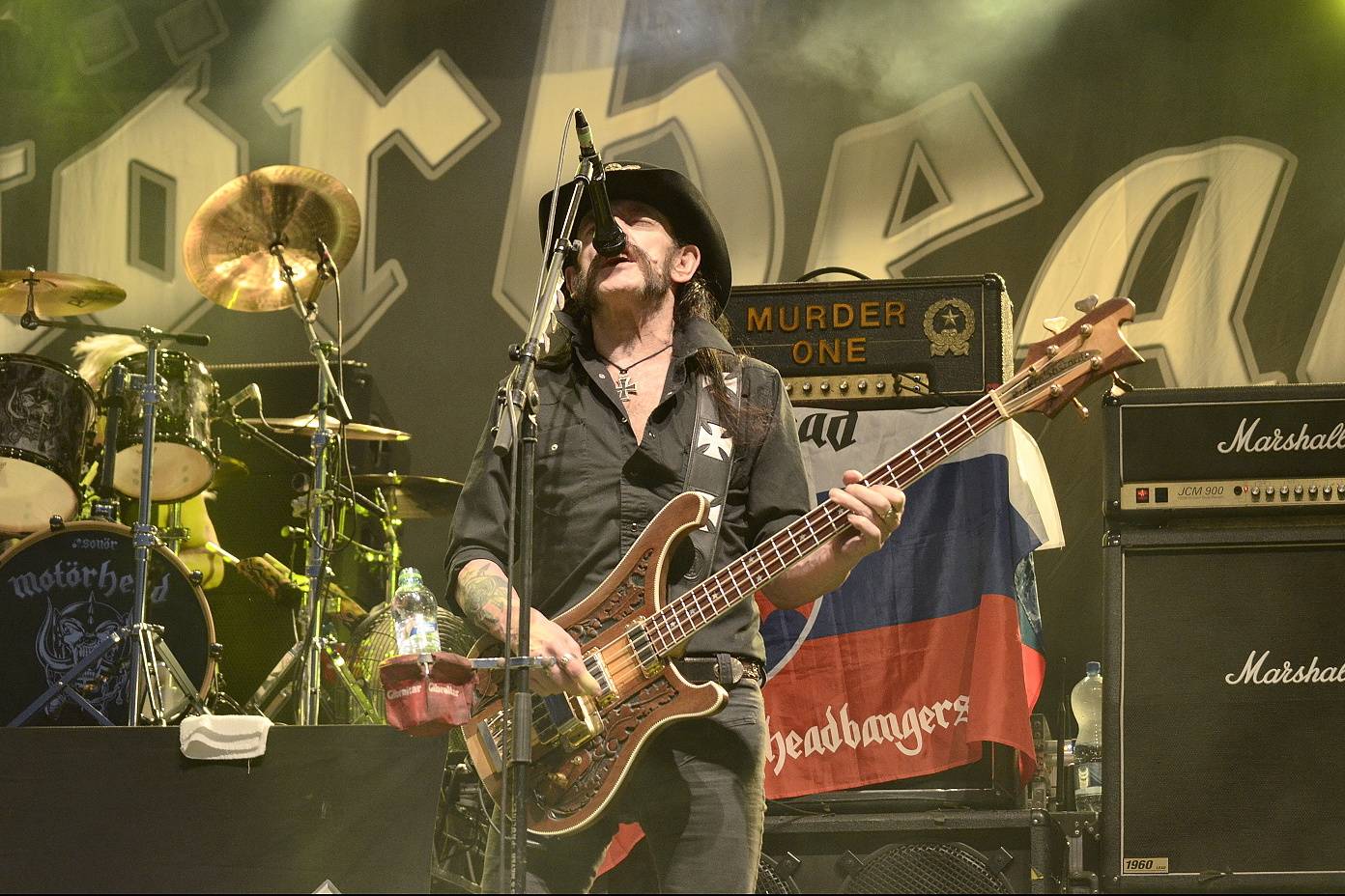 Když se ještě mohlo ven | Martin Hanáček vzpomíná na Lemmyho, ZZ Top a další hlučné legendy 