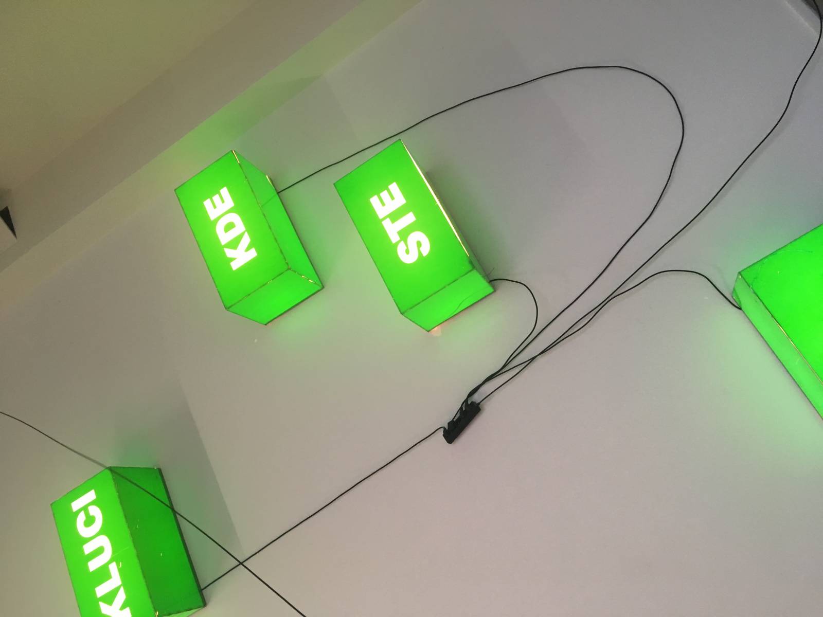 DOX - TATA BOJS 30JS