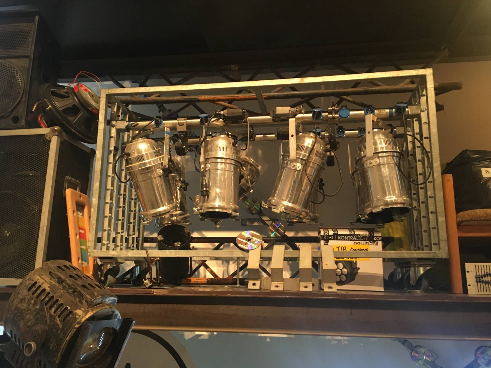 DOX - TATA BOJS 30JS