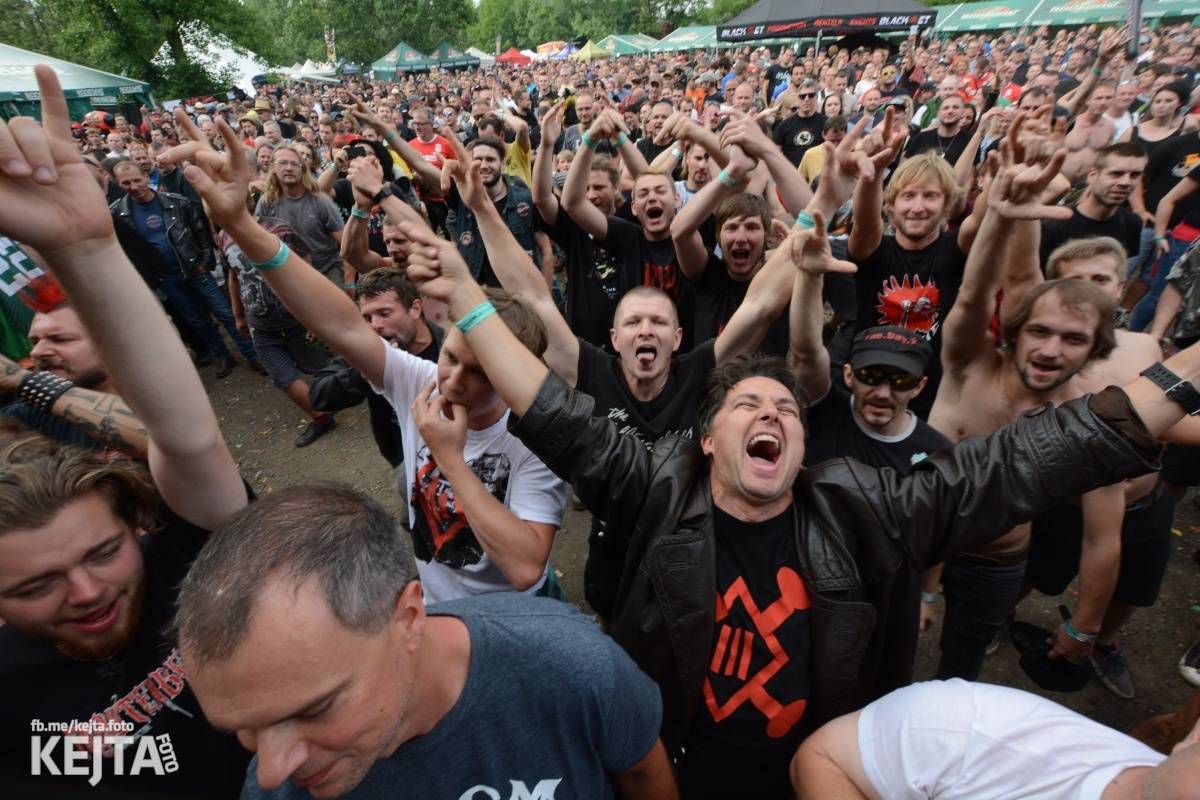 Když se ještě mohlo ven | Klára Mariňáková: Muzika, lidé na stejné vlně a atmosféra, která člověka ihned pohltí