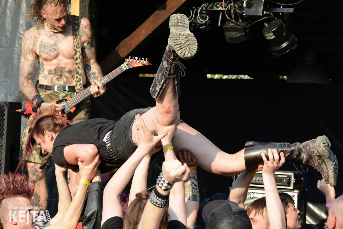 Když se ještě mohlo ven | Klára Mariňáková: Muzika, lidé na stejné vlně a atmosféra, která člověka ihned pohltí