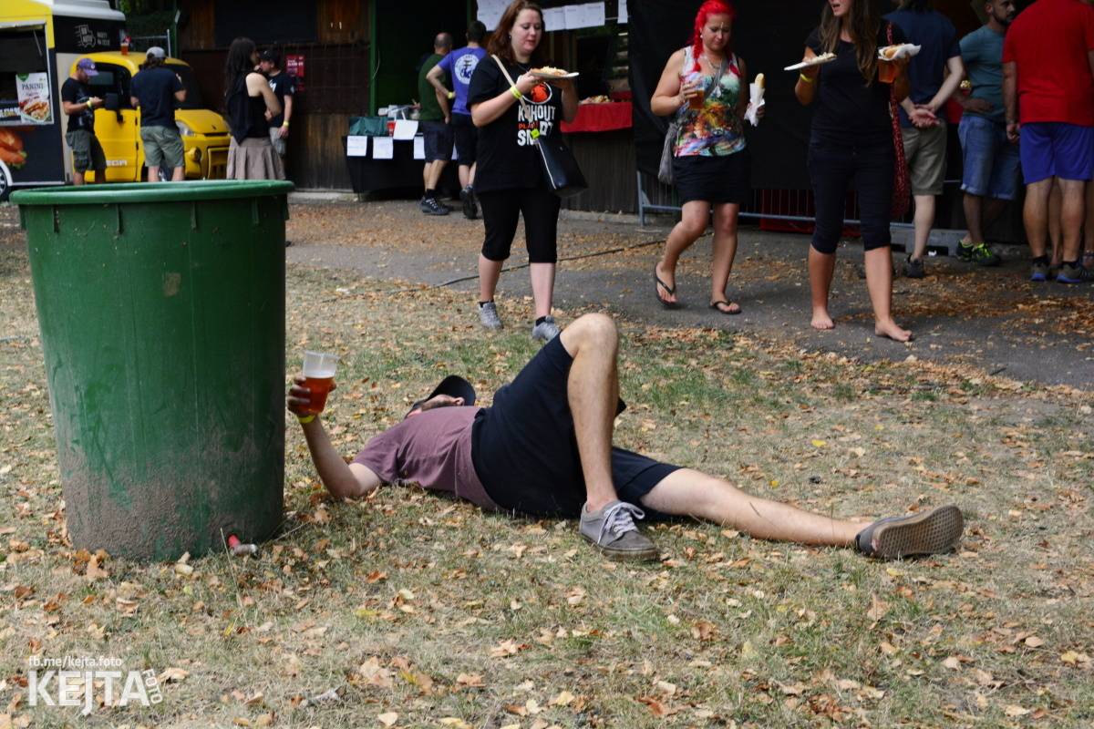 Když se ještě mohlo ven | Klára Mariňáková: Muzika, lidé na stejné vlně a atmosféra, která člověka ihned pohltí