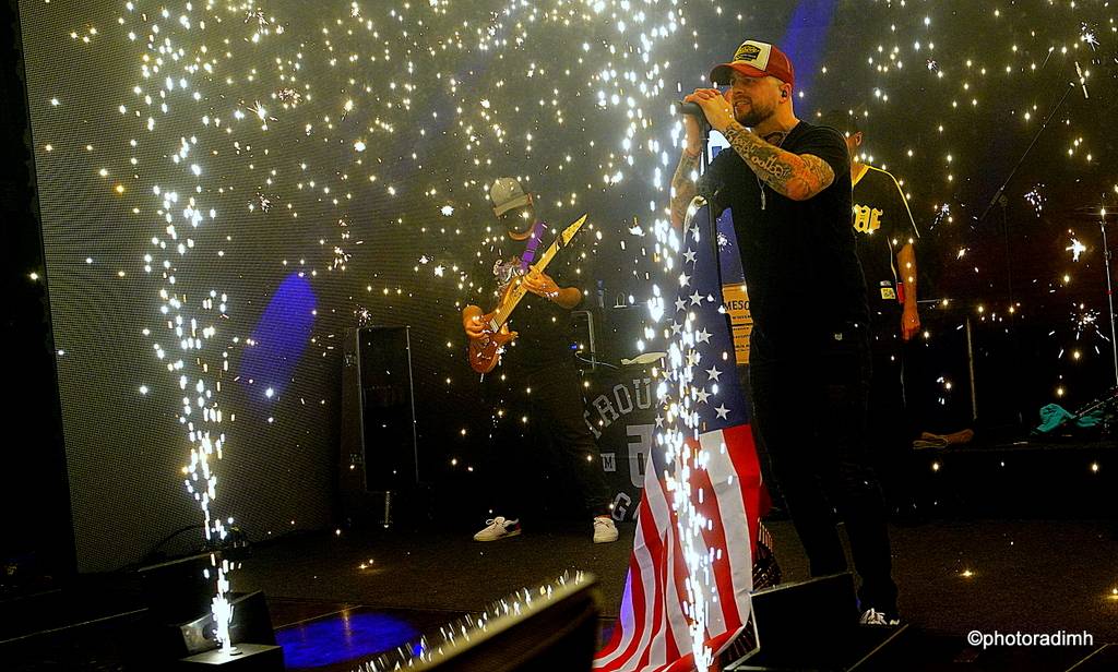 Marpo & TroubleGang hráli bez diváků, zato s pyrotechnikou. Koncertem podpořili Dětský domov Pyšely