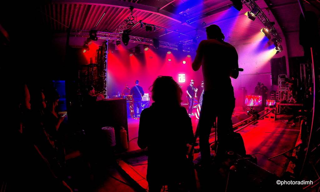 Marpo & TroubleGang hráli bez diváků, zato s pyrotechnikou. Koncertem podpořili Dětský domov Pyšely