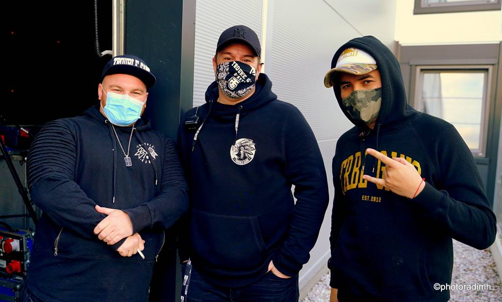 Marpo & TroubleGang hráli bez diváků, zato s pyrotechnikou. Koncertem podpořili Dětský domov Pyšely