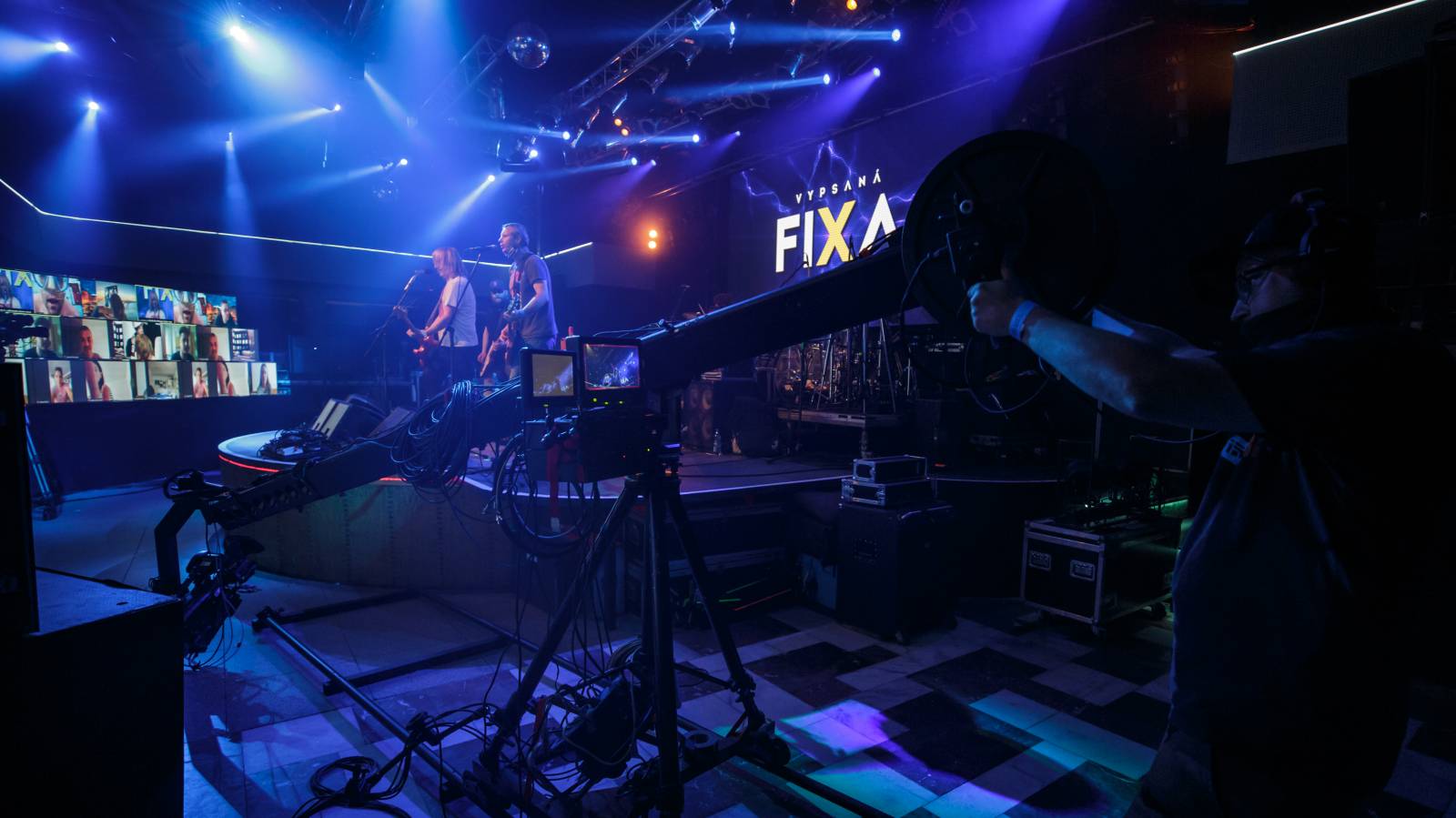 Mig 21, Tomáš Klus i Vypsaná Fixa zahráli Spolu jedním hlasem