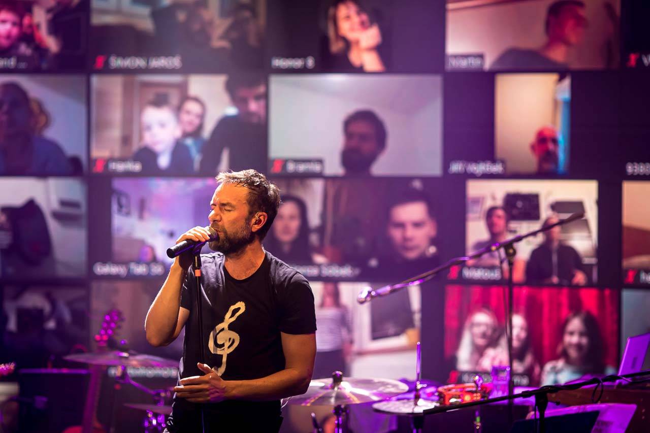 Tata Bojs vytvořili v Celetné hudebně-vizuální online prostor