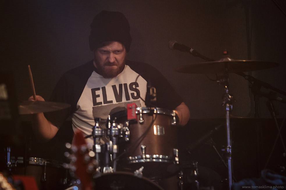 Děkujeme! Čeští hudebníci hráli pro vědce na festivalu, který se vysílal po celém světě