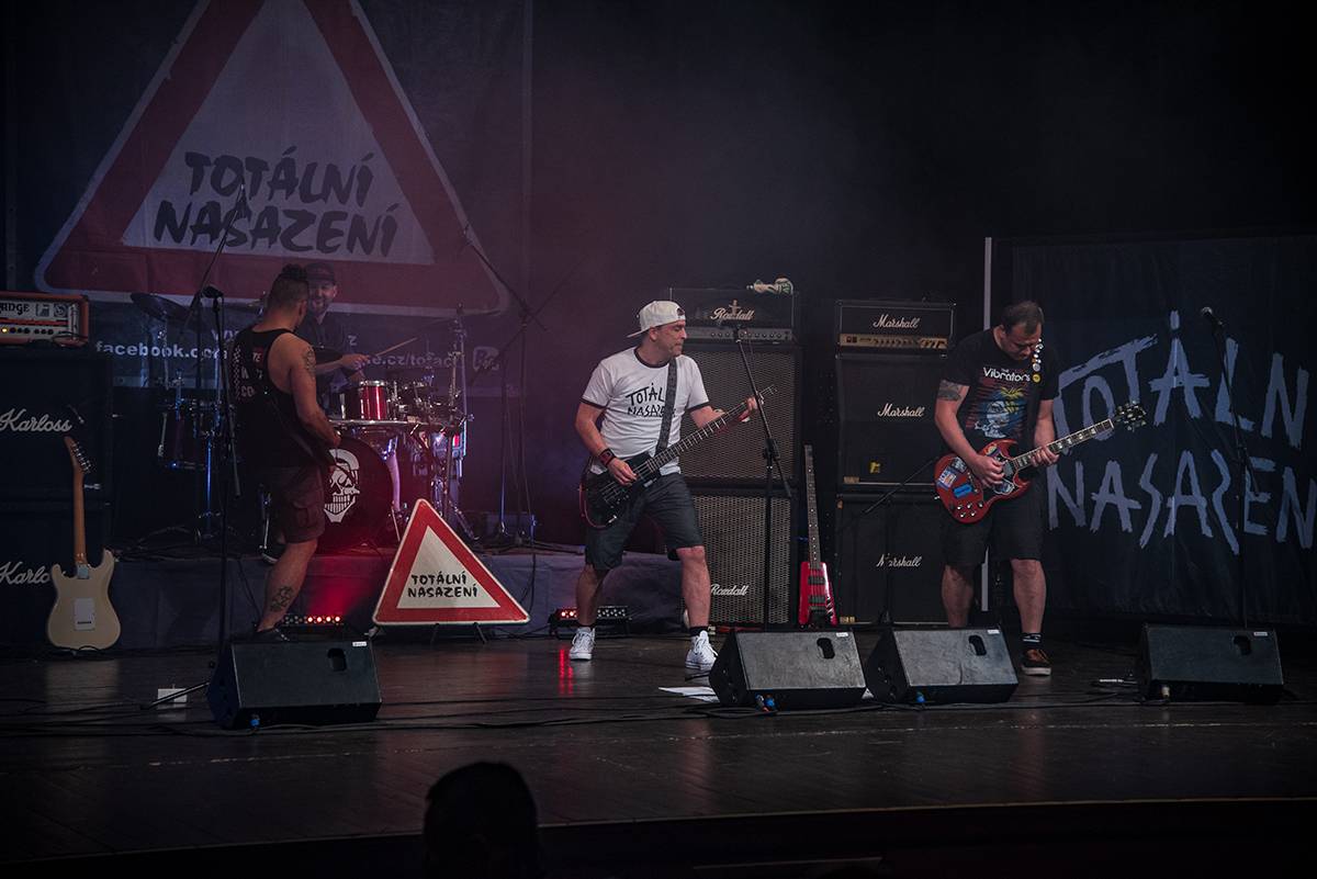 Totální nasazení hrálo pro Nemocnici Slaný, přijít mohla i necelá stovka fanoušků