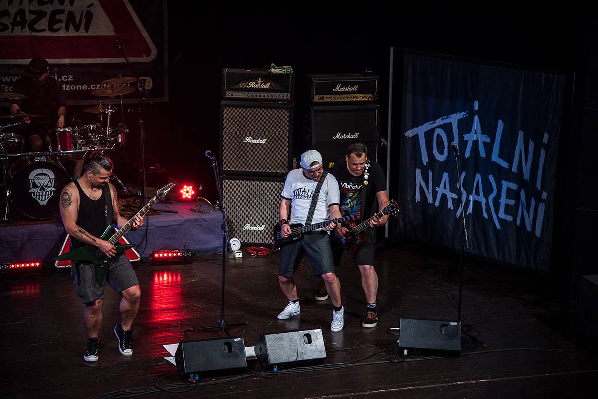 Totální nasazení hrálo pro Nemocnici Slaný, přijít mohla i necelá stovka fanoušků