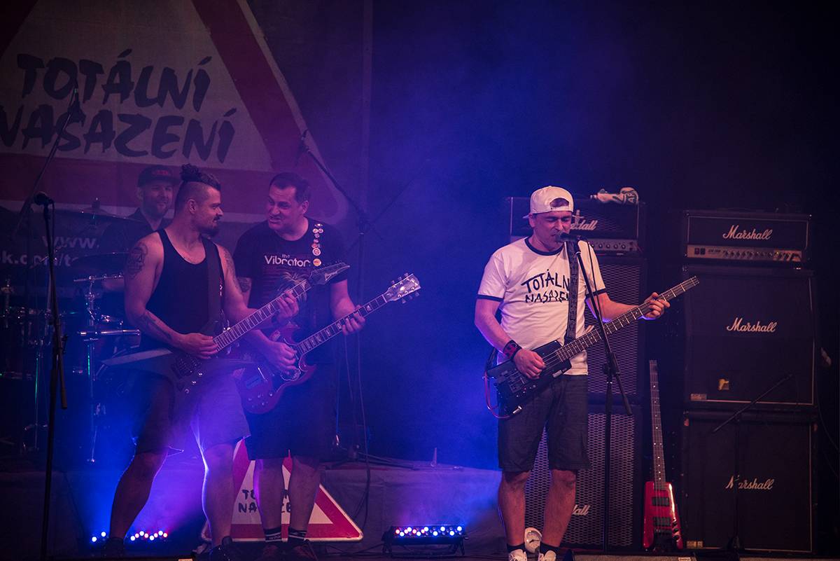 Totální nasazení hrálo pro Nemocnici Slaný, přijít mohla i necelá stovka fanoušků