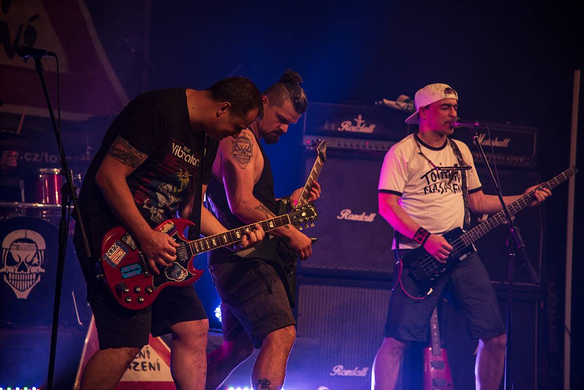 Totální nasazení hrálo pro Nemocnici Slaný, přijít mohla i necelá stovka fanoušků