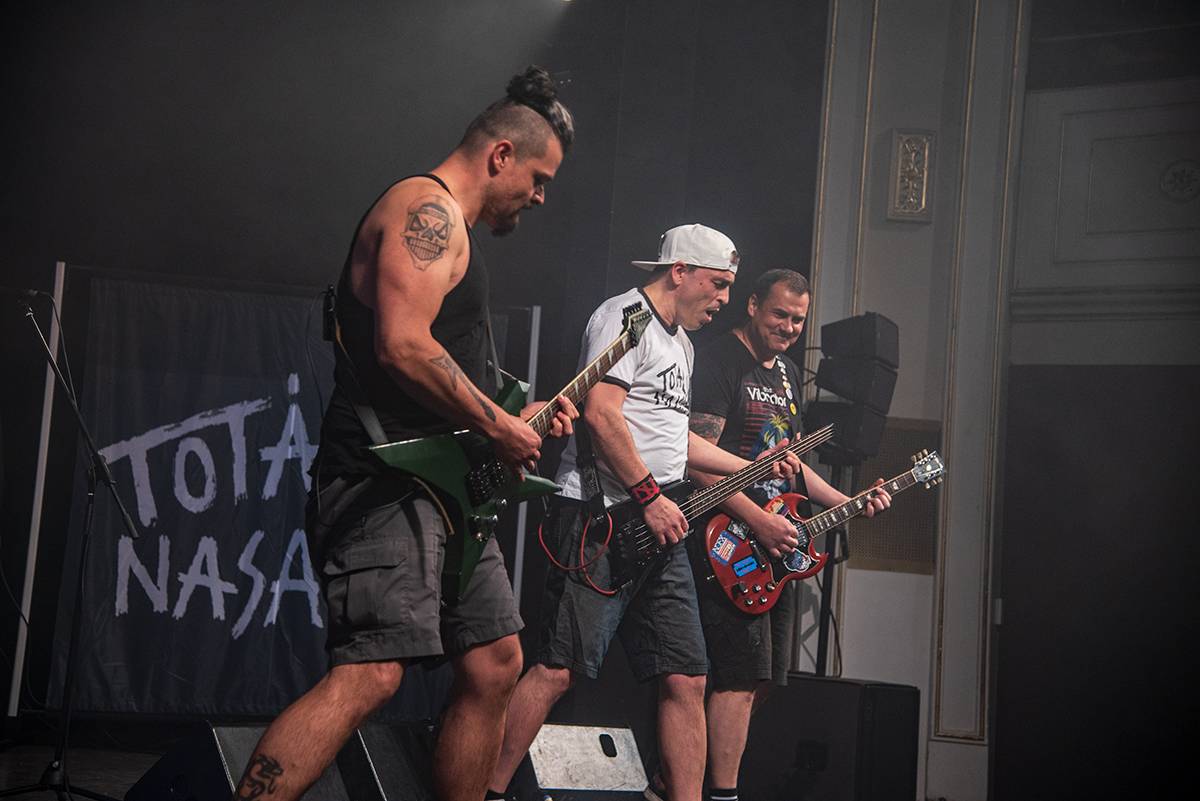 Totální nasazení hrálo pro Nemocnici Slaný, přijít mohla i necelá stovka fanoušků