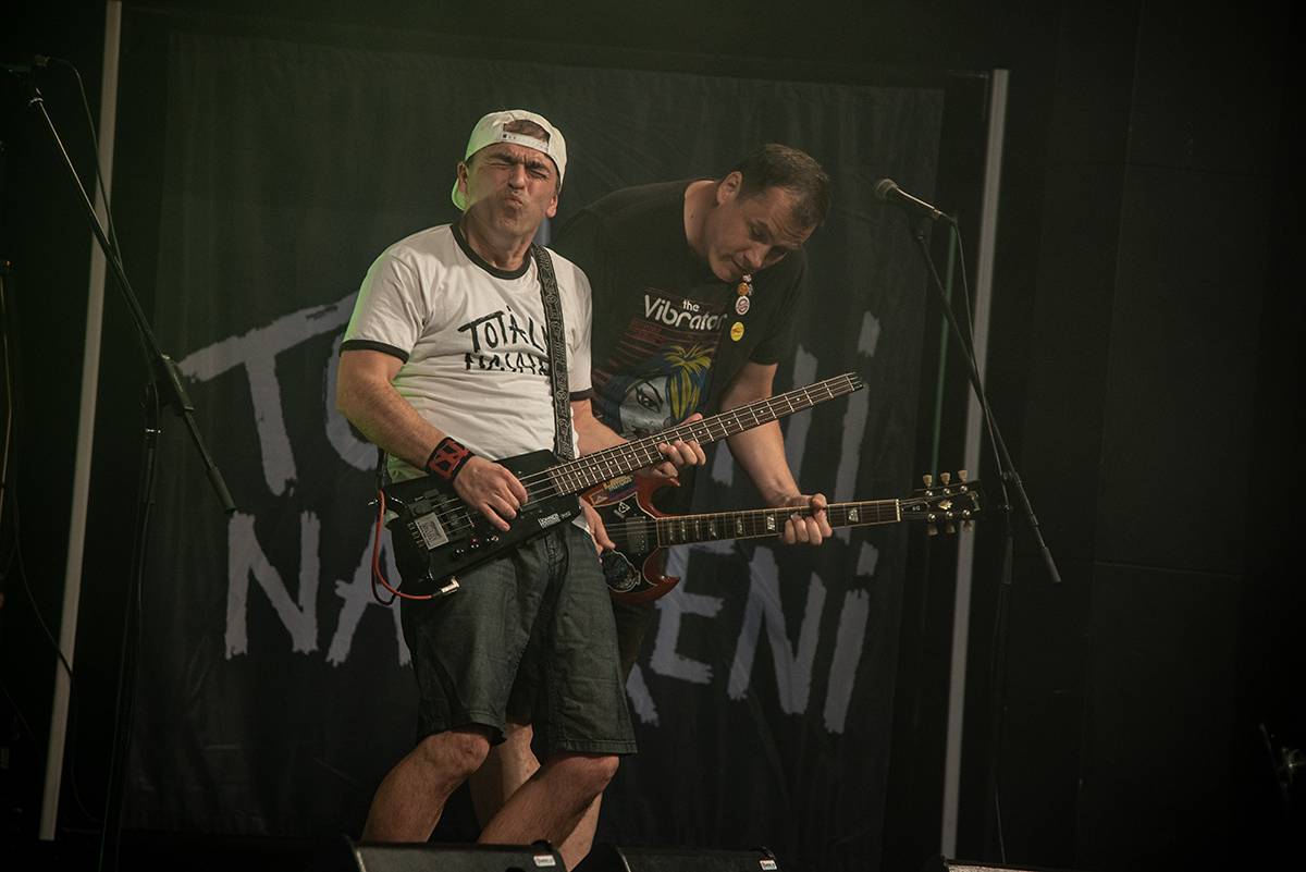 Totální nasazení hrálo pro Nemocnici Slaný, přijít mohla i necelá stovka fanoušků