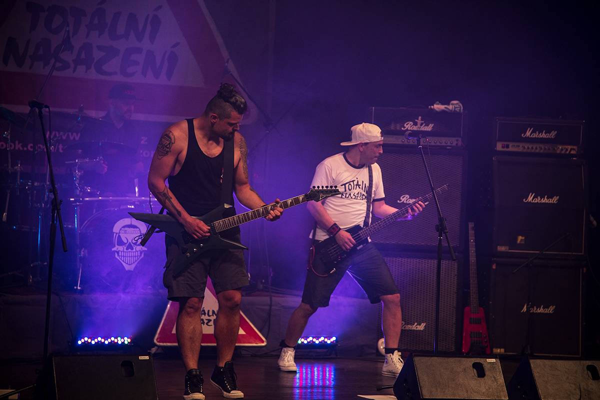 Totální nasazení hrálo pro Nemocnici Slaný, přijít mohla i necelá stovka fanoušků