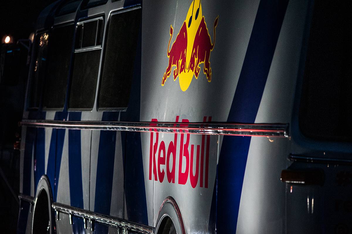 Wohnout uspořádali Sraz českých autobohémů v Holešovicích