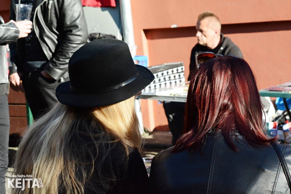 Pankáči vrátili Žižkovu život. The Fialky a Nežfaleš zahráli ve Stormu