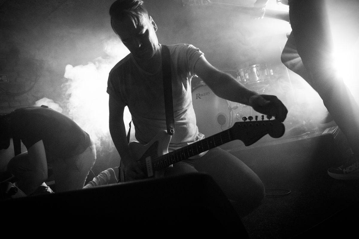 Roe-Deer jsou zpět! Představili nový singl a rozproudili Café V Lese