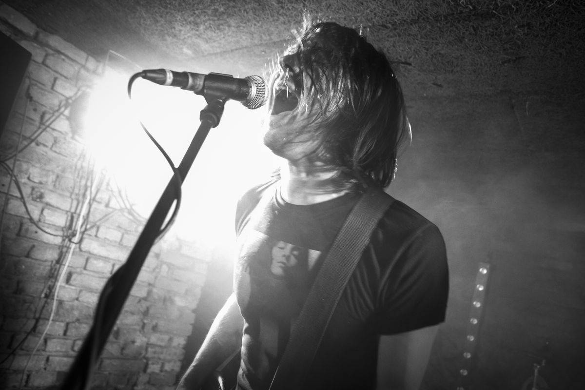 Roe-Deer jsou zpět! Představili nový singl a rozproudili Café V Lese