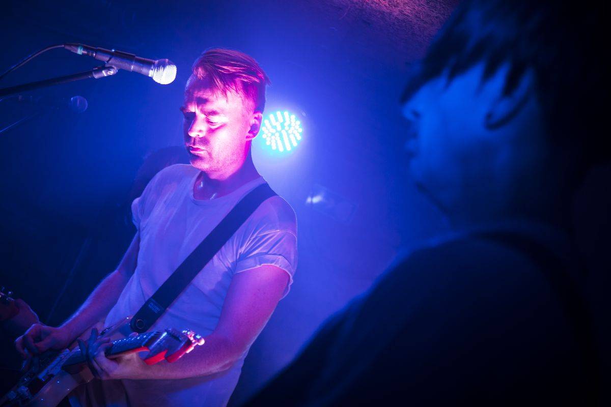 Roe-Deer jsou zpět! Představili nový singl a rozproudili Café V Lese