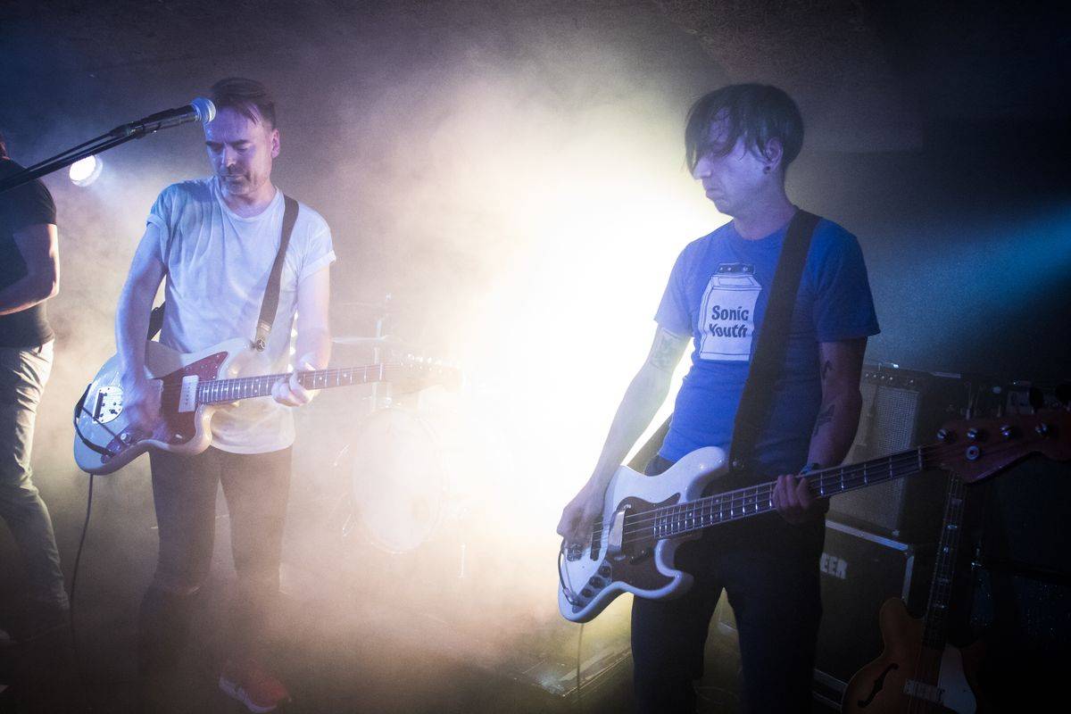 Roe-Deer jsou zpět! Představili nový singl a rozproudili Café V Lese